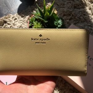 Kate spade Cameron large slime wallet Saffiano PVC  Butter yellow